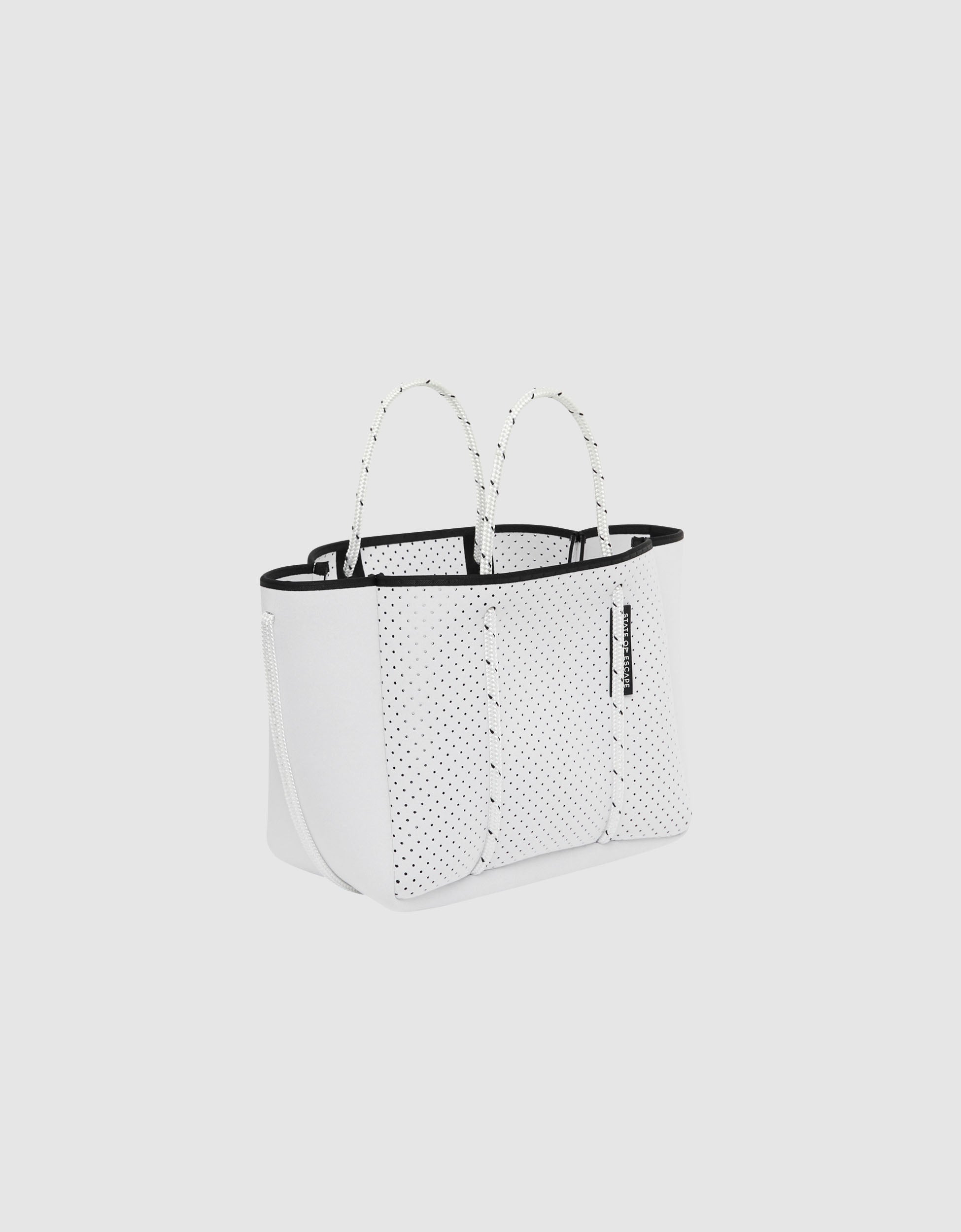 Petite Escape in highlight fleck white