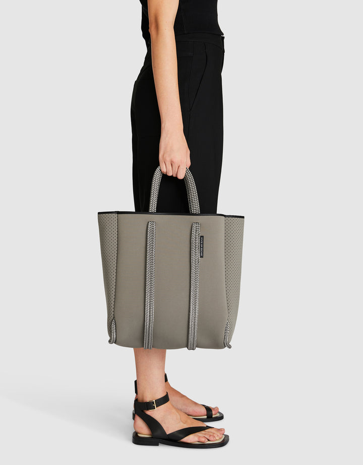 Satellite Folio tote in smoke – State of Escape